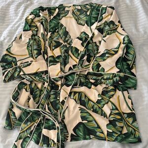 Tropical Leaf Print robe